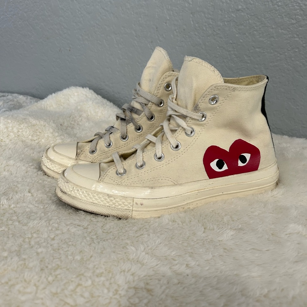 Comme des Garcons play x chuck converse